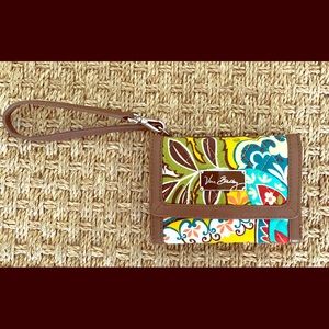 EUC Vera Bradley Anniversary Wristlet